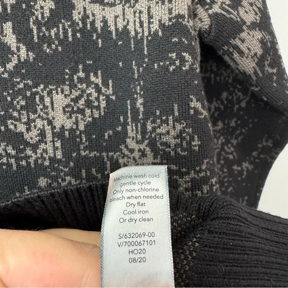 Athleta Women's Textured Jacquard Crew Neck Wool Blend Sweater Size XS - Picture 6 of 7